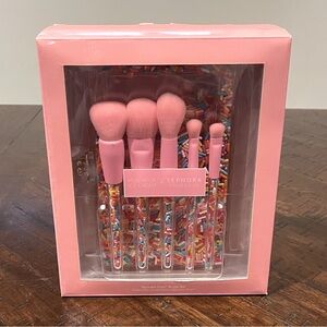 SEPHORA X ICE CREAM MUSEUM Sprinkle Pool Brush Set